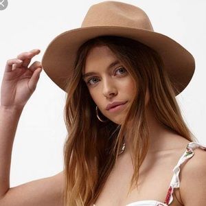 LA Hearts Basic Tan Fedora NWT OS